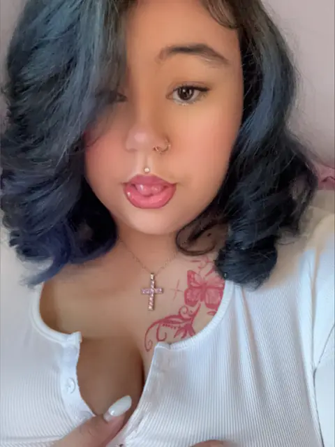 Mina on OnlyFans