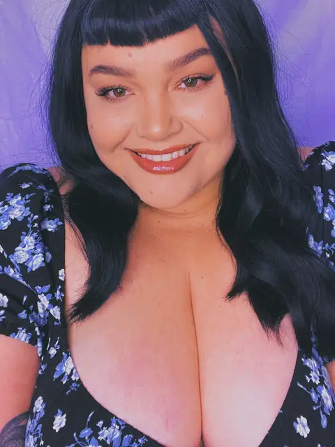 Daisy Hart - FREE PAGE on OnlyFans