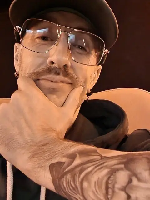 Kingdingalin82 on OnlyFans