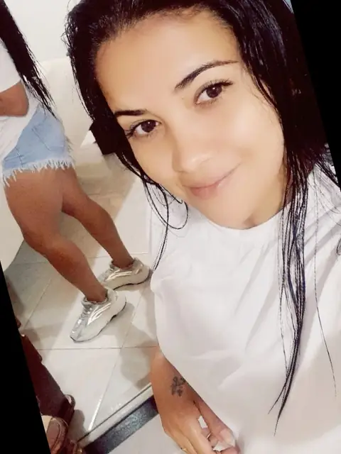 Sara lopez on OnlyFans