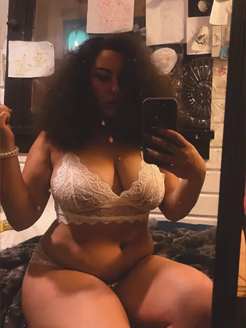 KFoxxy Mama on OnlyFans