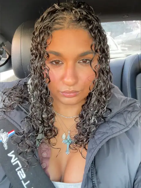pobre diabla . on OnlyFans