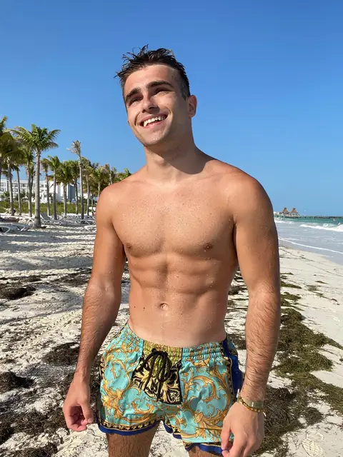Thony Grey Free Page on OnlyFans