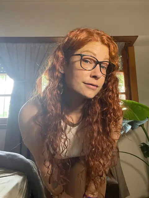 LATINA GIRLFRIEND on OnlyFans
