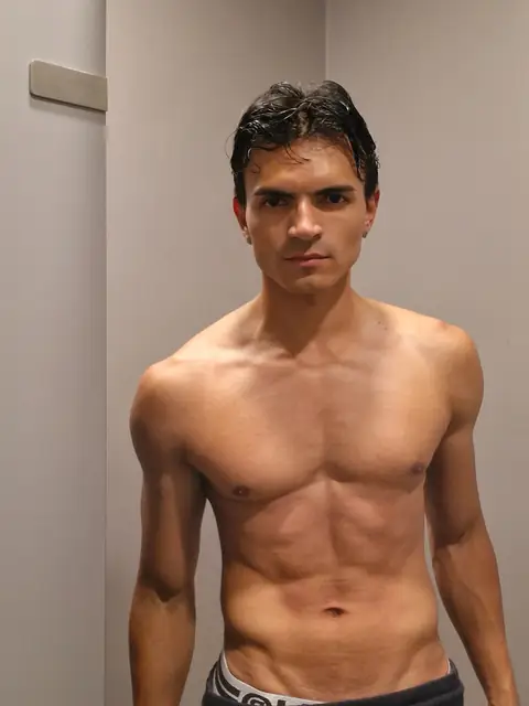 Juli n S nchez on OnlyFans