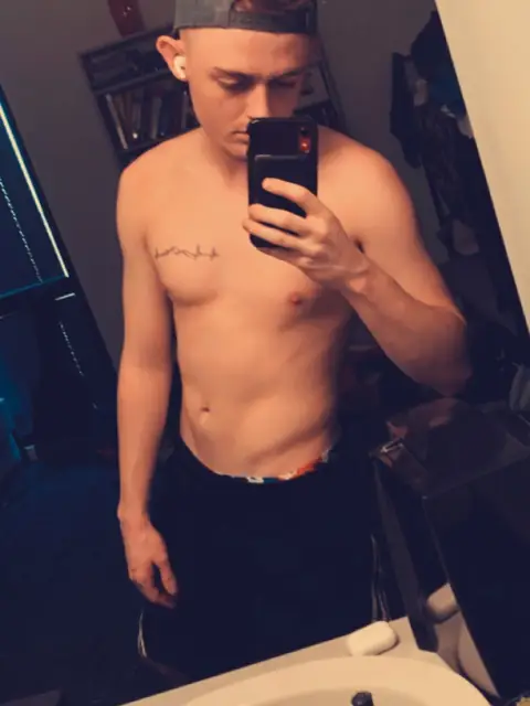 Isaiah Cxmmings on OnlyFans