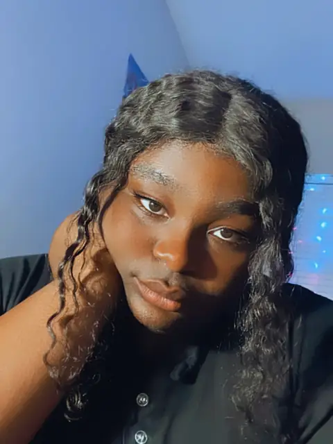 AquarianBubbles on OnlyFans