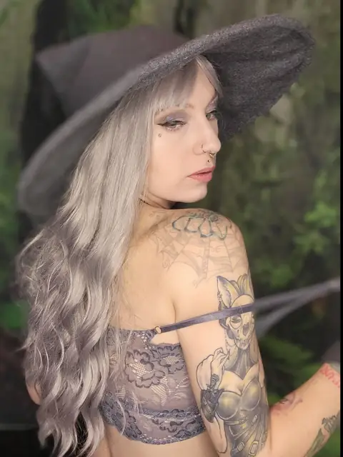 Littlegreenbatz OnlyFans profile