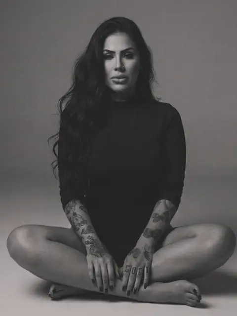 Aline Tavares on OnlyFans