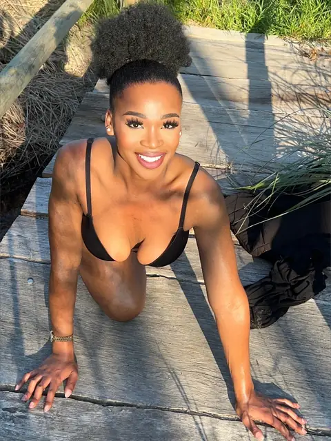 Savannah Lion Black Trans Queen (Trans) on OnlyFans