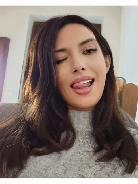 Viviana_Milano _Conte OnlyFans profile