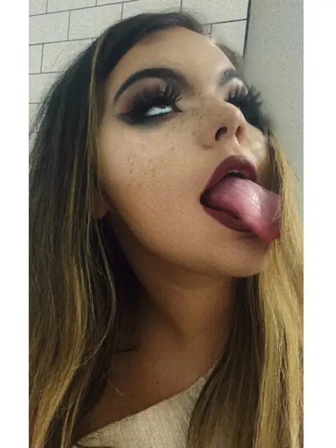 K A L E S on OnlyFans