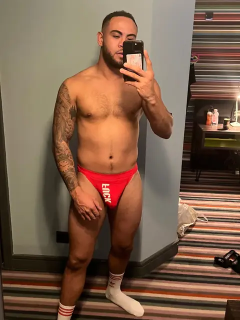 CalTeecee on OnlyFans
