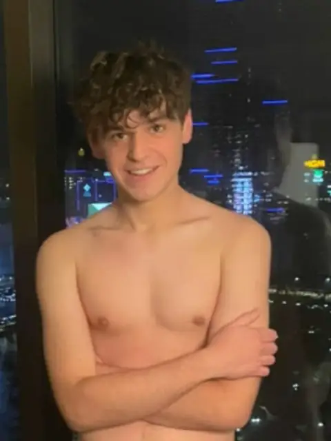 Link Vincent on OnlyFans