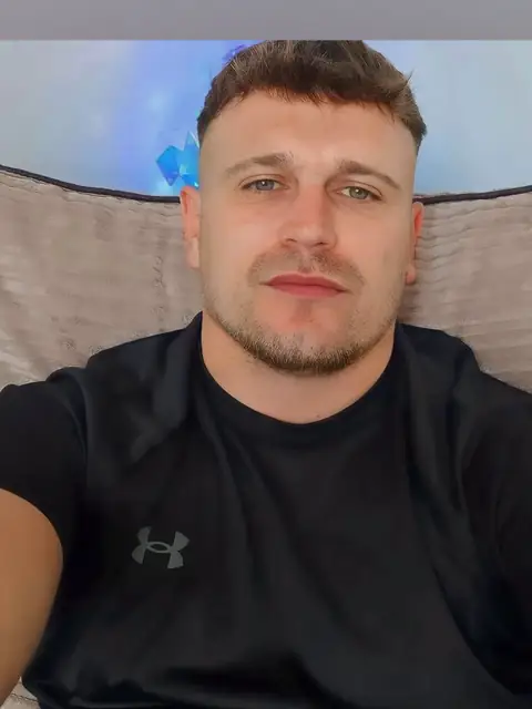 DannyJ on OnlyFans