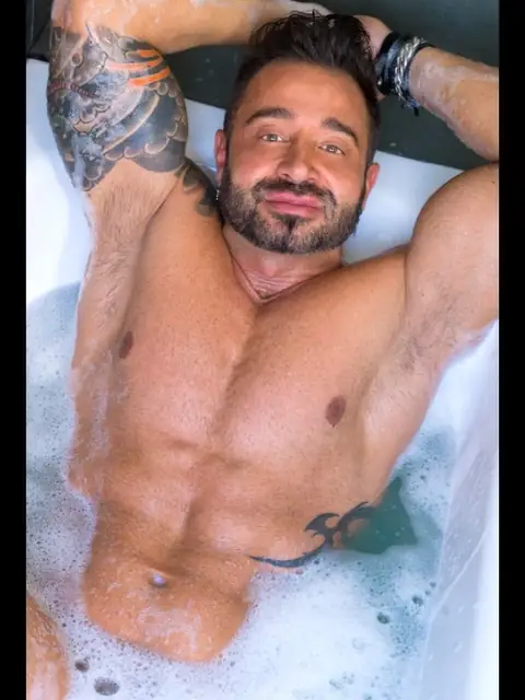 Mazzaofficial on OnlyFans