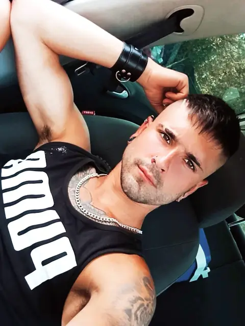 Ariitz_Privxxx on OnlyFans