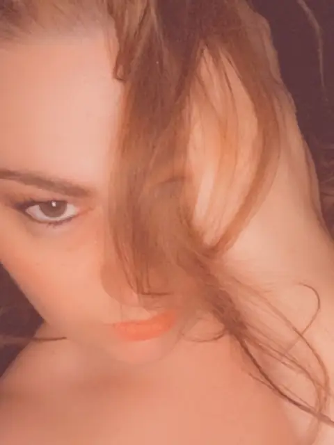 Juicypeach on OnlyFans