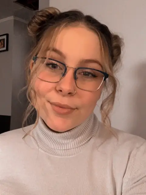 Sarah on OnlyFans