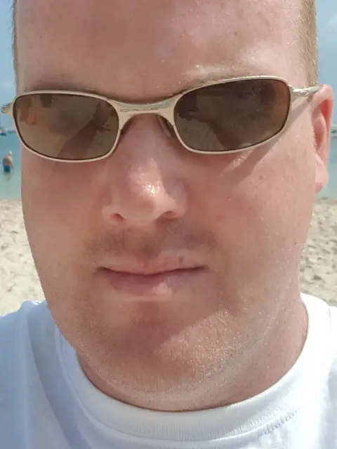 Damien on OnlyFans