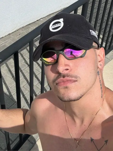Izzy on OnlyFans