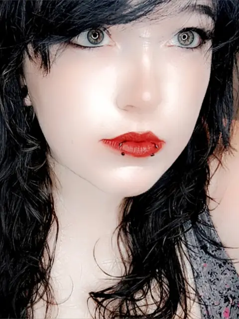Gloomy Sugar on OnlyFans