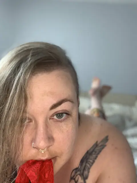 Single Serving Girlfriend <3 on OnlyFans
