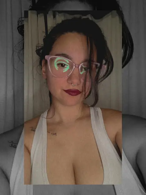 F L O on OnlyFans