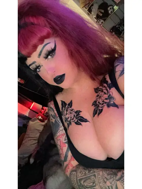 Sarah Elizabeth OnlyFans profile
