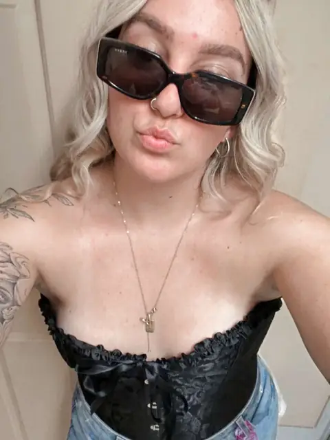 Cat on OnlyFans