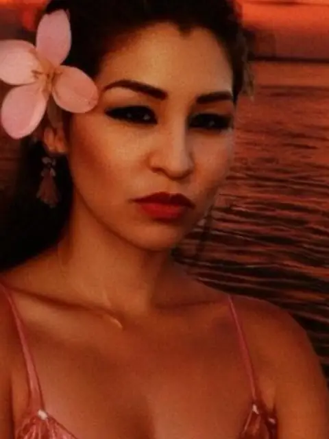 Jennyfromthebu on OnlyFans