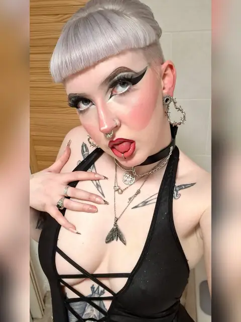 Spooky_booboo on OnlyFans