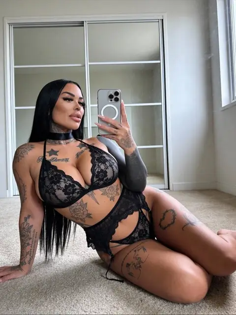 Angiexoxfree on OnlyFans