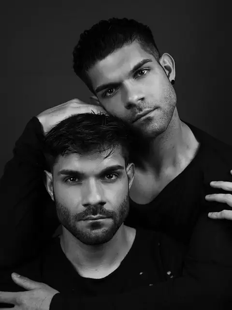 EFFE TWINS on OnlyFans