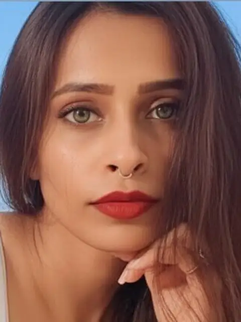 Poojani on OnlyFans