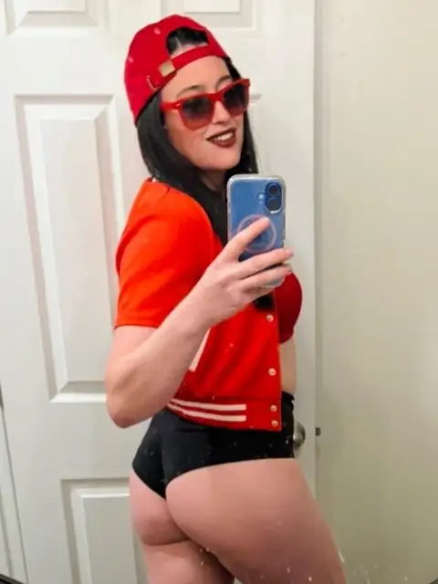 youlovelucy on OnlyFans