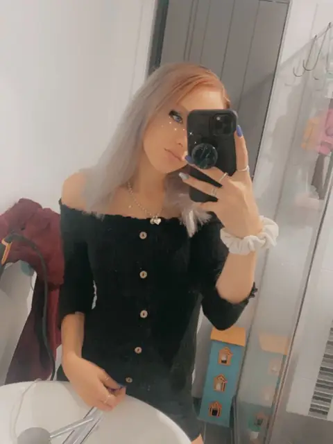Shelly on OnlyFans