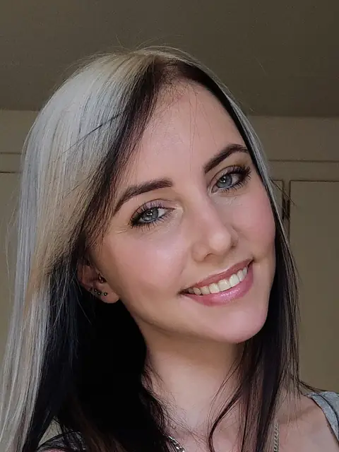 Aika | VIP Chat on OnlyFans