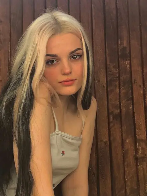 Elia on OnlyFans