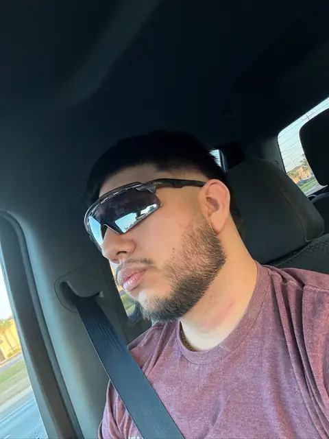 Josue Gonzalez on OnlyFans