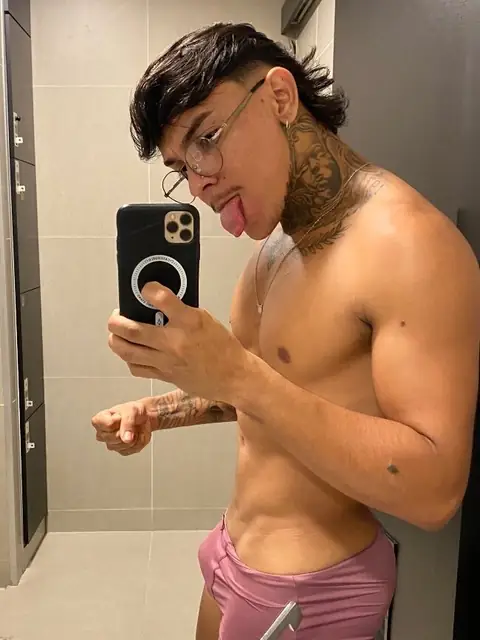 Thaynan Batista on OnlyFans