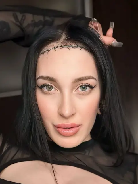 Sarah Black on OnlyFans