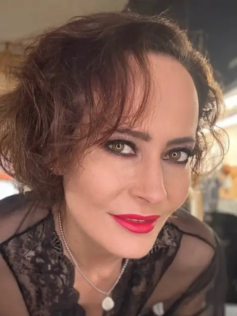 Lena on OnlyFans