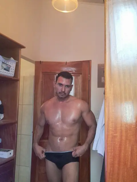 Andy Max Bater on OnlyFans