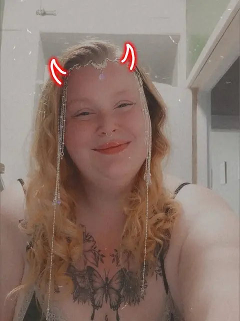 Sarah on OnlyFans