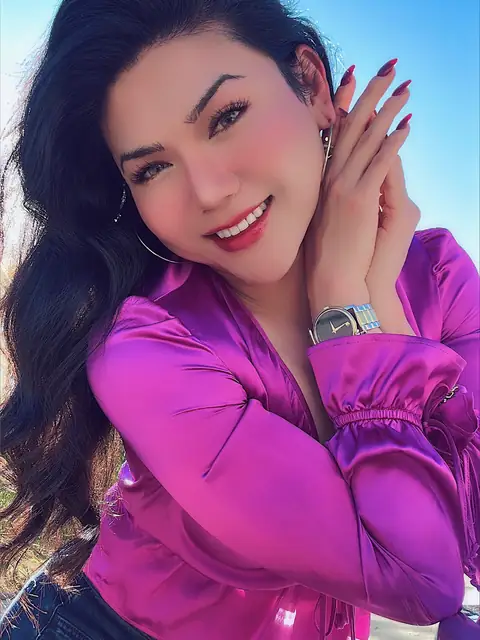 EmilyTS on OnlyFans