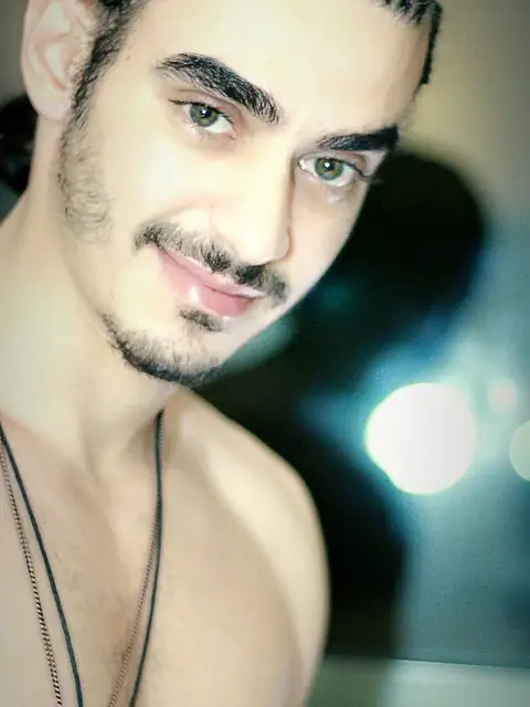 Hamdi Tak on OnlyFans