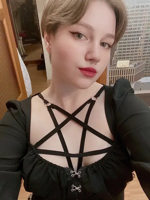 MadNas on OnlyFans