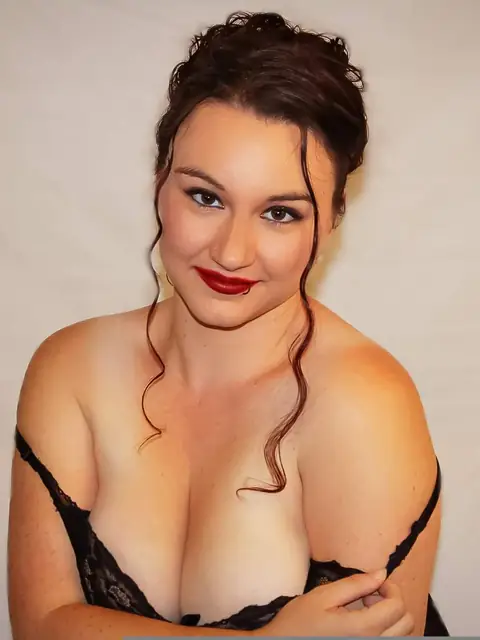 Claudia Green on OnlyFans