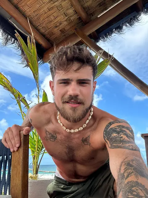Felippe Masson on OnlyFans